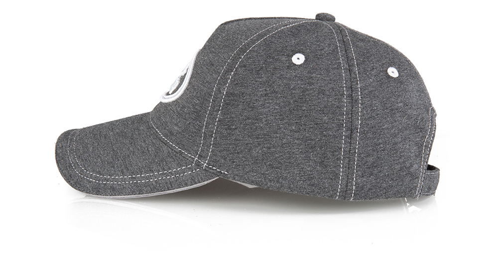 Shop Land Rover Oval Badge Cap in UAE