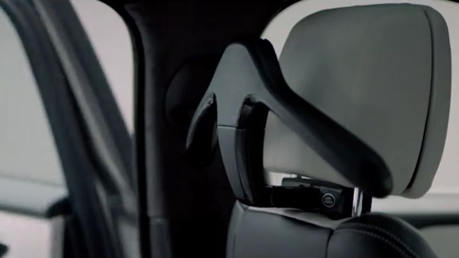 Click and Hang | Land Rover Accessories