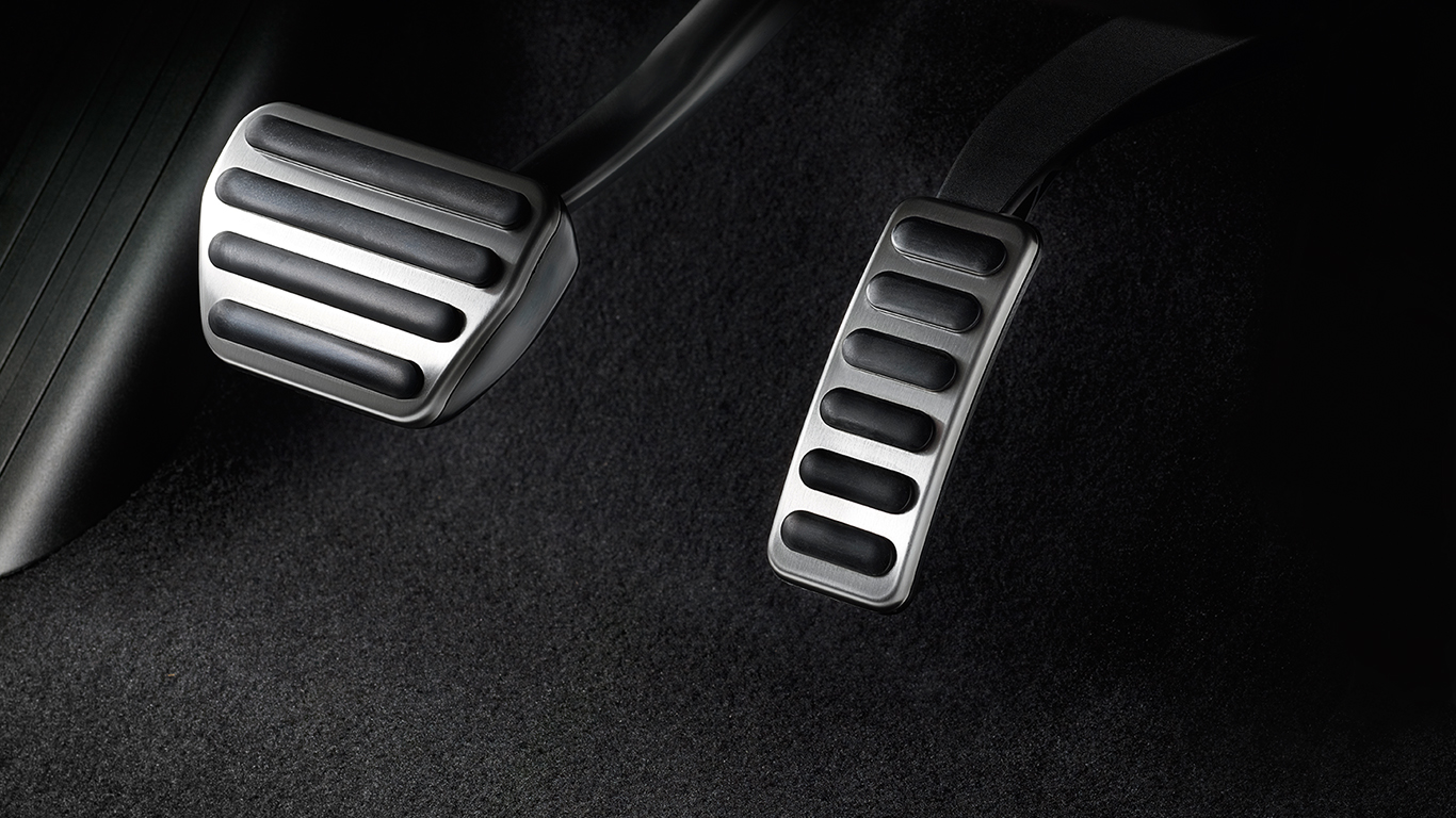 Sport Pedal Covers - 18MY onwards 5