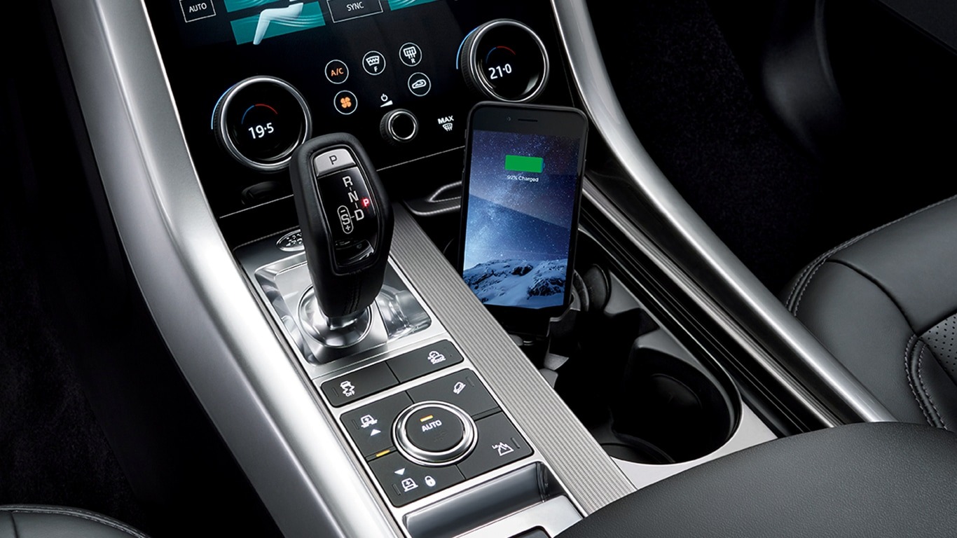 Land Rover iPhone® Connect and Charge Dock