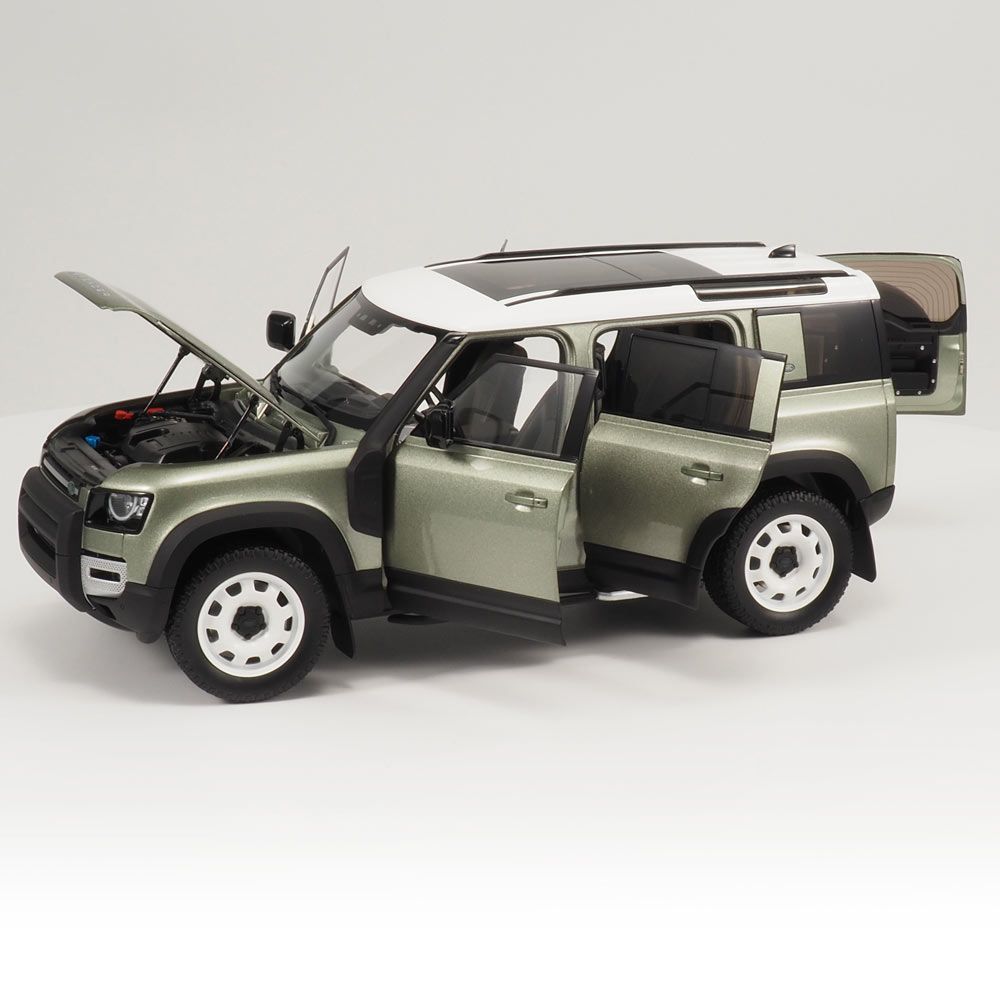 Defender 110 Scale Model 1:18 - Pangea Green 8