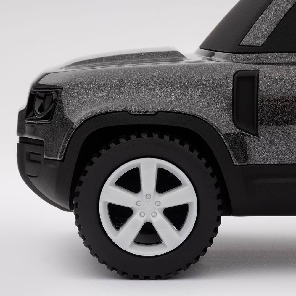 Defender Icon Model 02 - Carpathian Grey / Black Roof 7