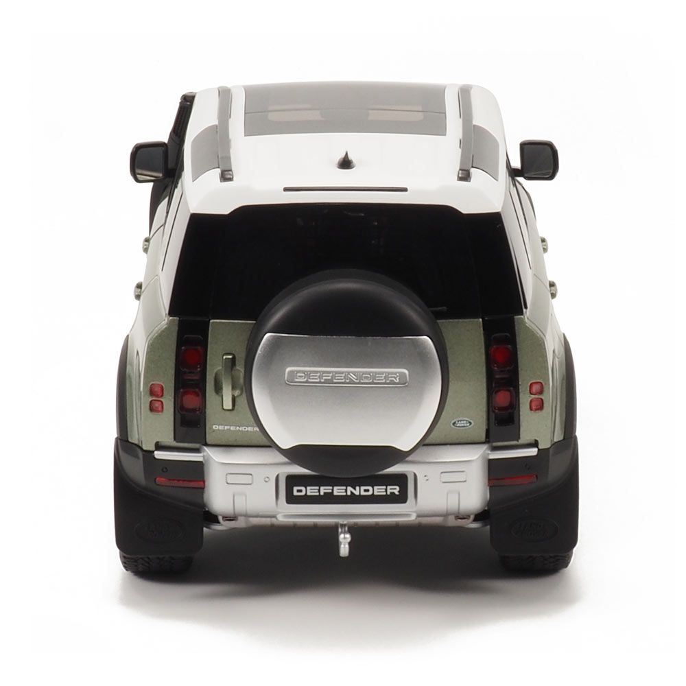 Defender 110 Scale Model 1:18 - Pangea Green 5