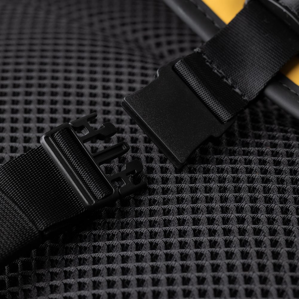 Defender Trophy 21 L Backpack 7