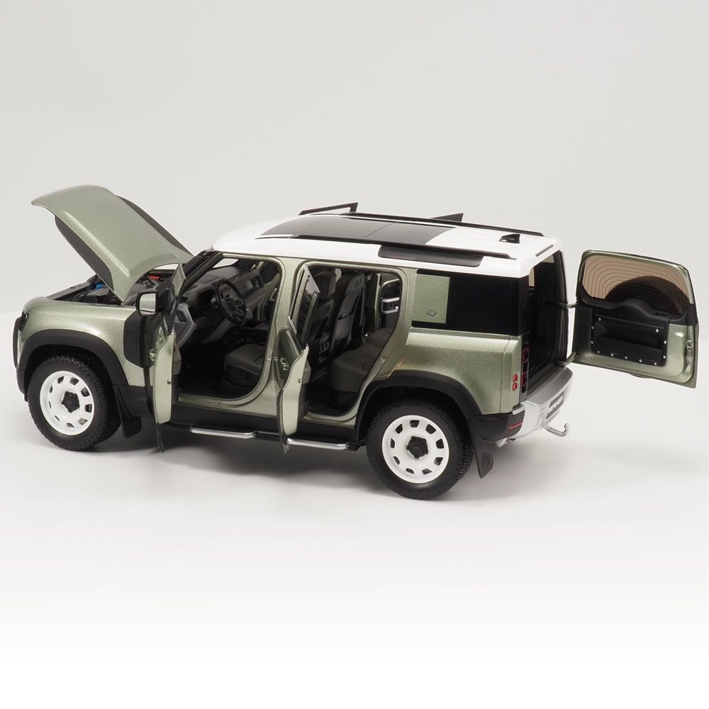 Defender 110 Scale Model 1:18 - Pangea Green 9
