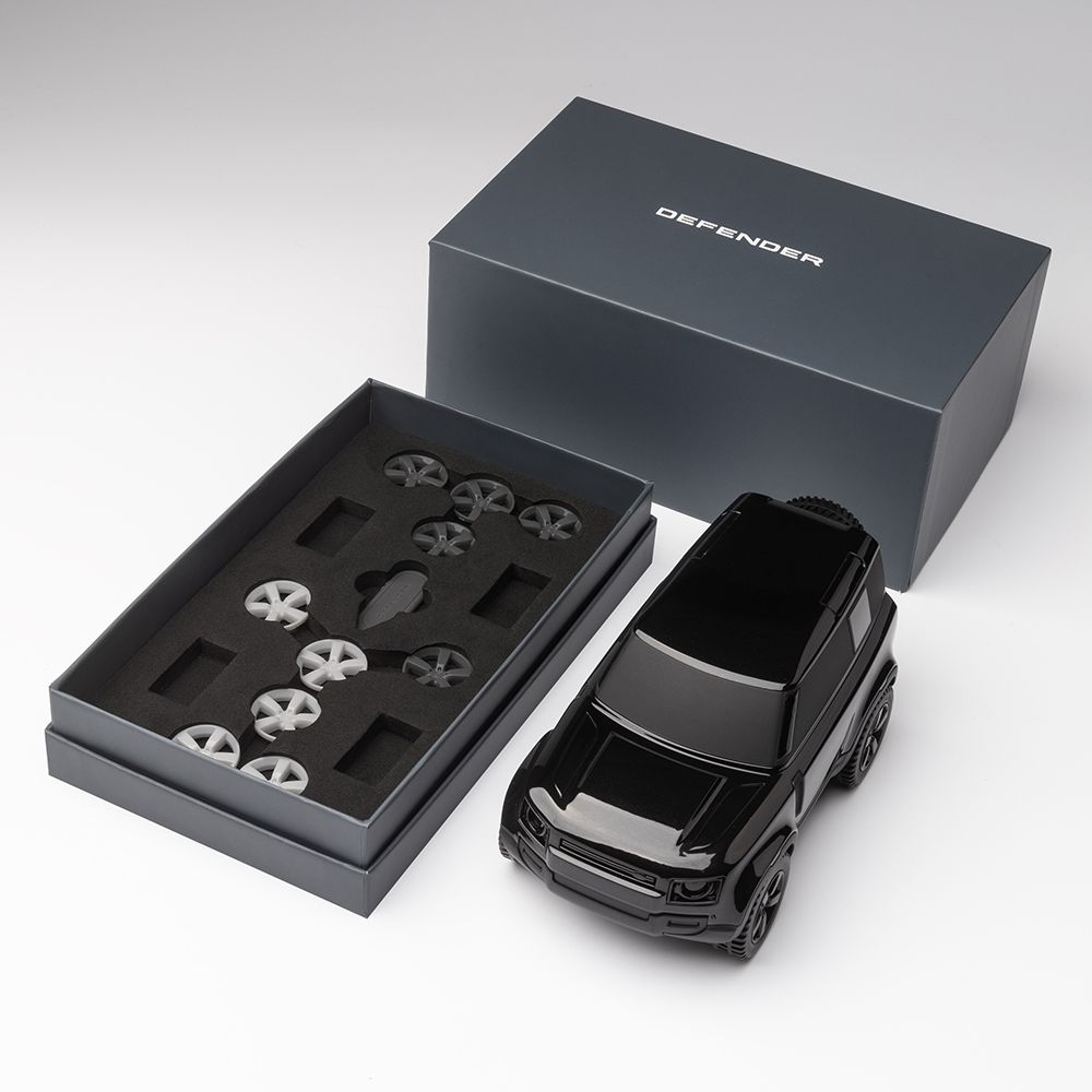 Defender Icon Model 02 - Santorini Black 8