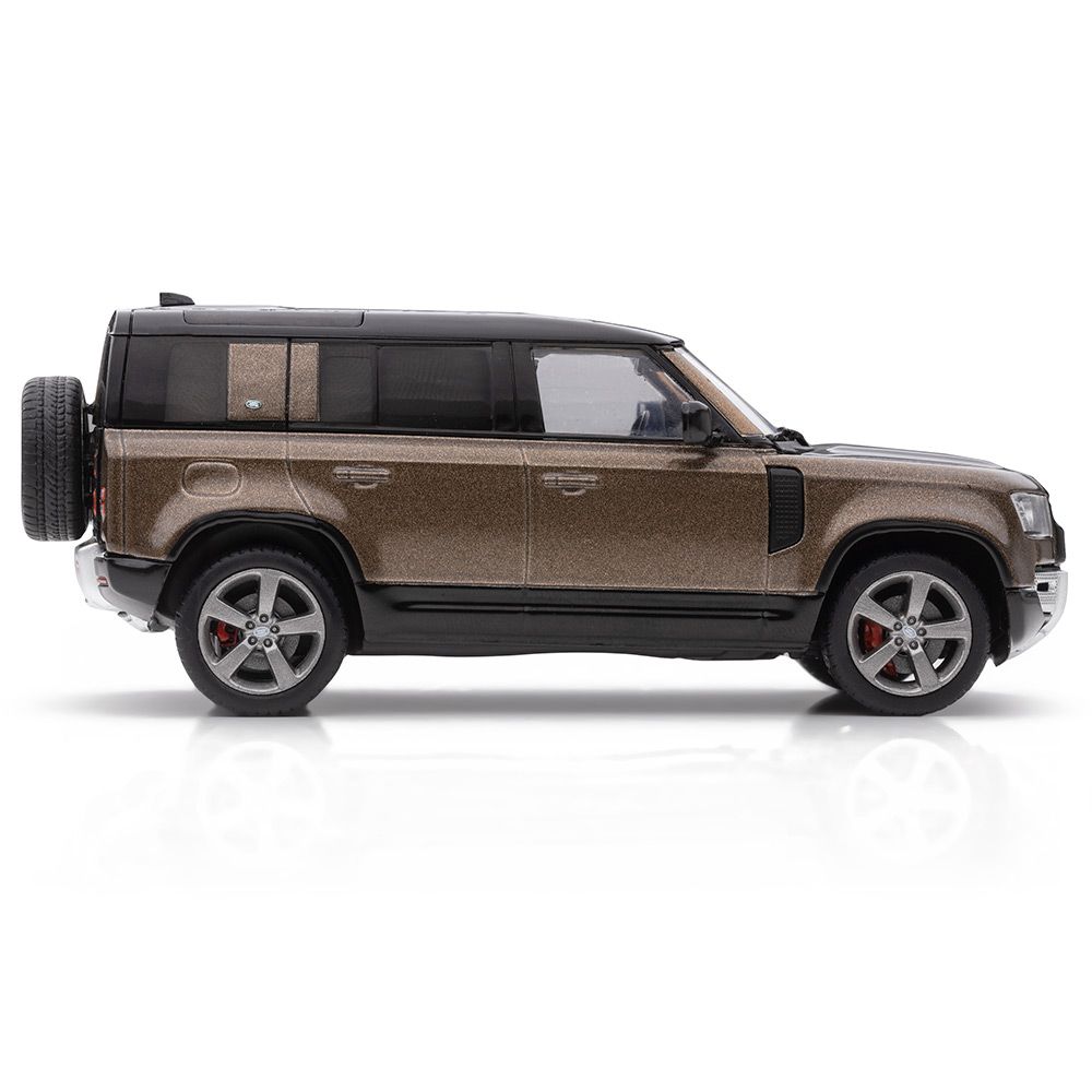 Shop Land Rover Defender 110 X Scale Model 1:43 Scale in UAE