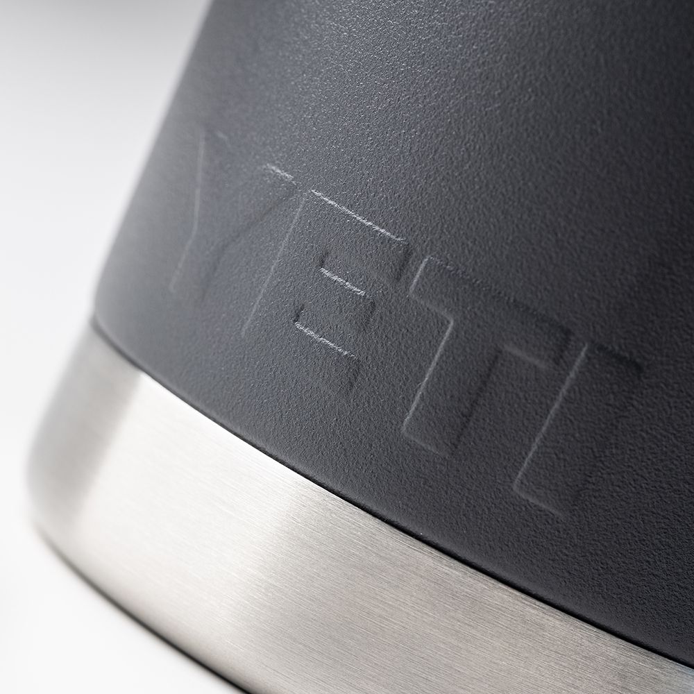 Defender x YETI Rambler Travel Mug 20oz/591ml (with handle) 5